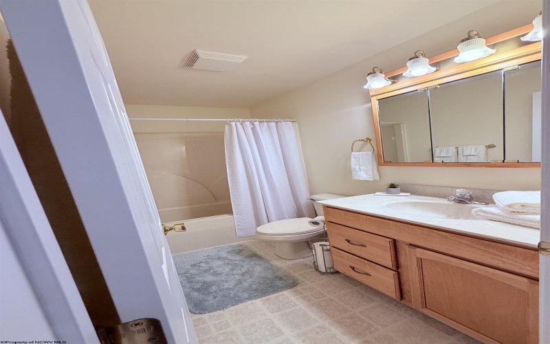 205 Edgewood Estates Road, Beverly, West Virginia 26253, 3 Bedrooms Bedrooms, 6 Rooms Rooms,2 BathroomsBathrooms,Single Family Detached,For Sale,Edgewood Estates,0,10166542