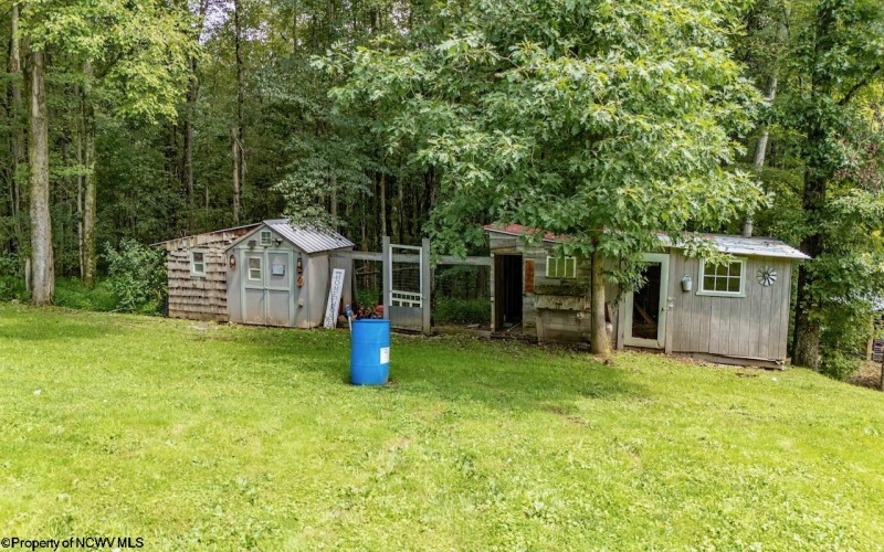 744 Collins Road, Bruceton Mills, West Virginia 26525, 5 Bedrooms Bedrooms, 11 Rooms Rooms,3 BathroomsBathrooms,Single Family Detached,For Sale,Collins,0,10166535
