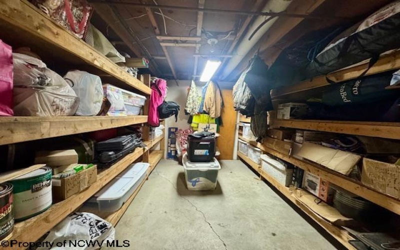 210 View Street, Kingwood, West Virginia 26537-0000, 3 Bedrooms Bedrooms, 6 Rooms Rooms,1 BathroomBathrooms,Single Family Detached,For Sale,View,0,10166540
