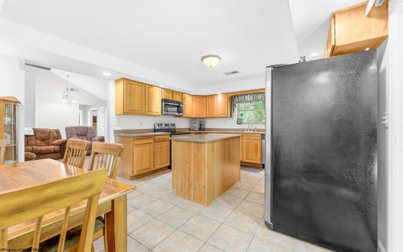 157 Reservoir Hill Road, Uniontown, Pennsylvania 15401, 3 Bedrooms Bedrooms, 5 Rooms Rooms,2 BathroomsBathrooms,Single Family Detached,For Sale,Reservoir Hill,0,10166546