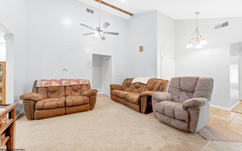 157 Reservoir Hill Road, Uniontown, Pennsylvania 15401, 3 Bedrooms Bedrooms, 5 Rooms Rooms,2 BathroomsBathrooms,Single Family Detached,For Sale,Reservoir Hill,0,10166546