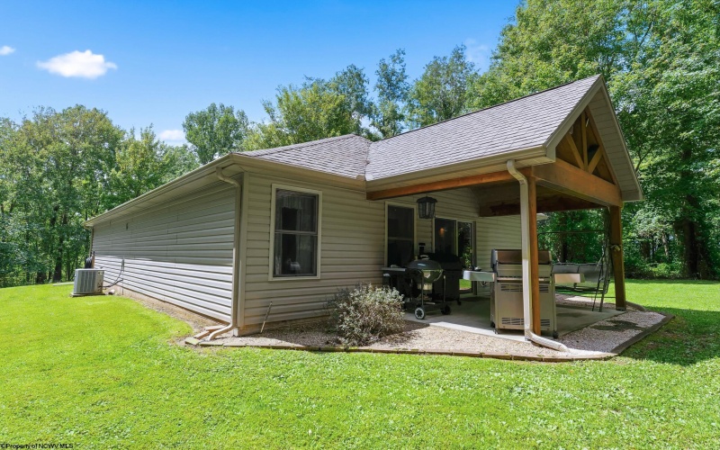 157 Reservoir Hill Road, Uniontown, Pennsylvania 15401, 3 Bedrooms Bedrooms, 5 Rooms Rooms,2 BathroomsBathrooms,Single Family Detached,For Sale,Reservoir Hill,0,10166546