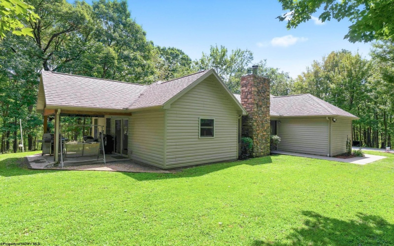 157 Reservoir Hill Road, Uniontown, Pennsylvania 15401, 3 Bedrooms Bedrooms, 5 Rooms Rooms,2 BathroomsBathrooms,Single Family Detached,For Sale,Reservoir Hill,0,10166546