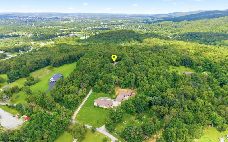 157 Reservoir Hill Road, Uniontown, Pennsylvania 15401, 3 Bedrooms Bedrooms, 5 Rooms Rooms,2 BathroomsBathrooms,Single Family Detached,For Sale,Reservoir Hill,0,10166546