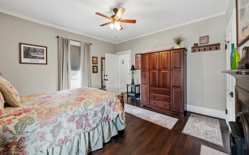 54 Kanawha Street, Buckhannon, West Virginia 26201, 3 Bedrooms Bedrooms, 9 Rooms Rooms,2 BathroomsBathrooms,Single Family Detached,For Sale,Kanawha,0,10166547