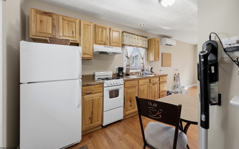 54 Kanawha Street, Buckhannon, West Virginia 26201, 3 Bedrooms Bedrooms, 9 Rooms Rooms,2 BathroomsBathrooms,Single Family Detached,For Sale,Kanawha,0,10166547