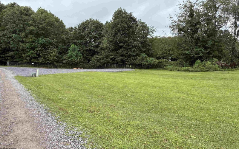 28 Cedar Meadows Circle, Reedsville, West Virginia 26547, 4 Bedrooms Bedrooms, 8 Rooms Rooms,2 BathroomsBathrooms,Single Family Detached,For Sale,Cedar Meadows,0,10166545