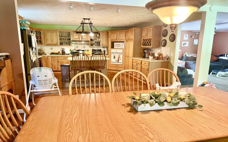 112 Hillside Drive, Thomas, West Virginia 26292-0000, 4 Bedrooms Bedrooms, 8 Rooms Rooms,2 BathroomsBathrooms,Single Family Detached,For Sale,Hillside,0,10166571