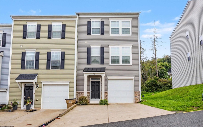 111 Inlet Street, Morgantown, West Virginia 26508, 3 Bedrooms Bedrooms, 6 Rooms Rooms,2 BathroomsBathrooms,Single Family Attached,For Sale,Inlet,0,10166565