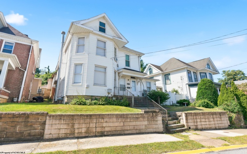 348 Wilson Avenue, Morgantown, West Virginia 26501, 0 , 0 ,0,Multi-unit/income,For Sale,Wilson,0,10166558