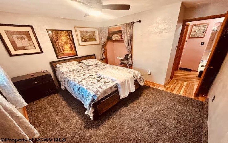 172 Grant Street, Clarksburg, West Virginia 26301, 4 Bedrooms Bedrooms, 9 Rooms Rooms,3 BathroomsBathrooms,Single Family Detached,For Sale,Grant,0,10166569