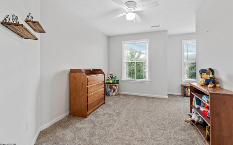 9 Highline Pass Lane, Morgantown, West Virginia 26508, 4 Bedrooms Bedrooms, 10 Rooms Rooms,2 BathroomsBathrooms,Single Family Detached,For Sale,Highline Pass,0,10166551