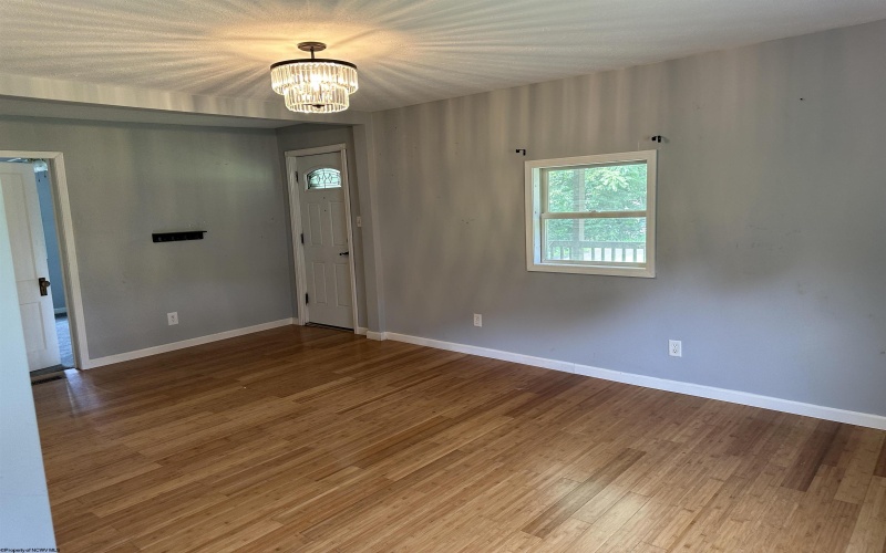 1043 Curtis Avenue, Morgantown, West Virginia 26501, 2 Bedrooms Bedrooms, 5 Rooms Rooms,1 BathroomBathrooms,Single Family Detached,For Sale,Curtis,0,10166550