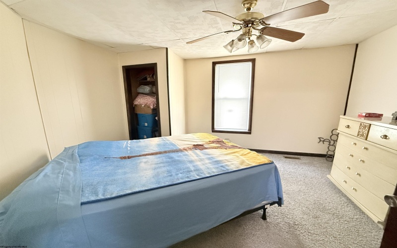 101 Denham Street, Clarksburg, West Virginia 26301-3018, 2 Bedrooms Bedrooms, 5 Rooms Rooms,1 BathroomBathrooms,Single Family Detached,For Sale,Denham,0,10166562