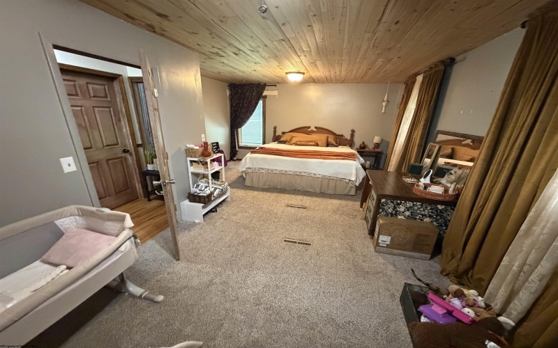15 Buckskin Drive, Elkins, West Virginia 26241, 4 Bedrooms Bedrooms, 12 Rooms Rooms,3 BathroomsBathrooms,Single Family Detached,For Sale,Buckskin,0,10166560