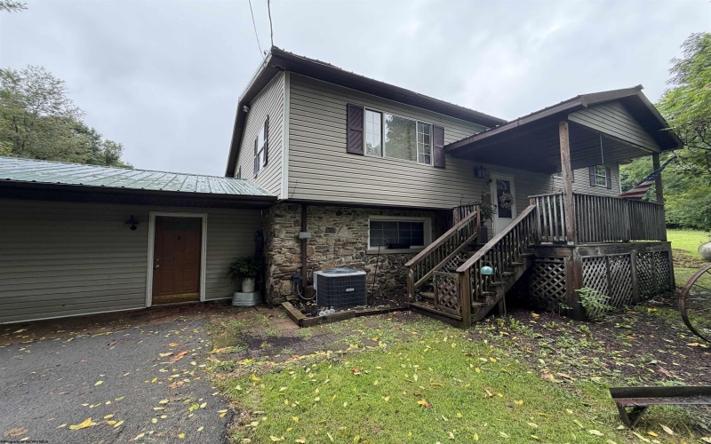15 Buckskin Drive, Elkins, West Virginia 26241, 4 Bedrooms Bedrooms, 12 Rooms Rooms,3 BathroomsBathrooms,Single Family Detached,For Sale,Buckskin,0,10166560