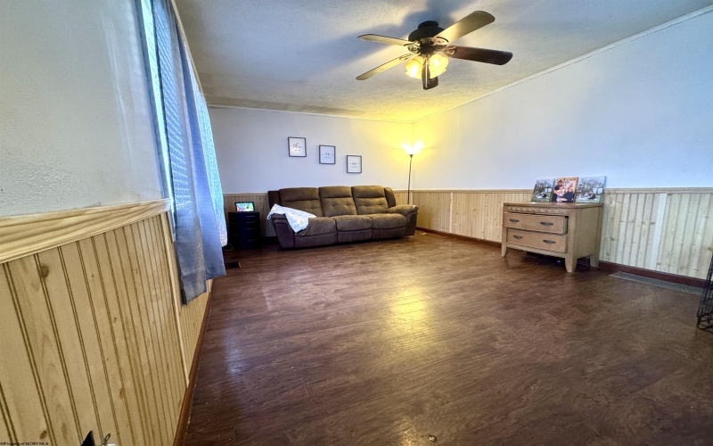 538 Valley Chapel Road, Weston, West Virginia 26452, 3 Bedrooms Bedrooms, 8 Rooms Rooms,1 BathroomBathrooms,Single Family Detached,For Sale,Valley Chapel,0,10166574