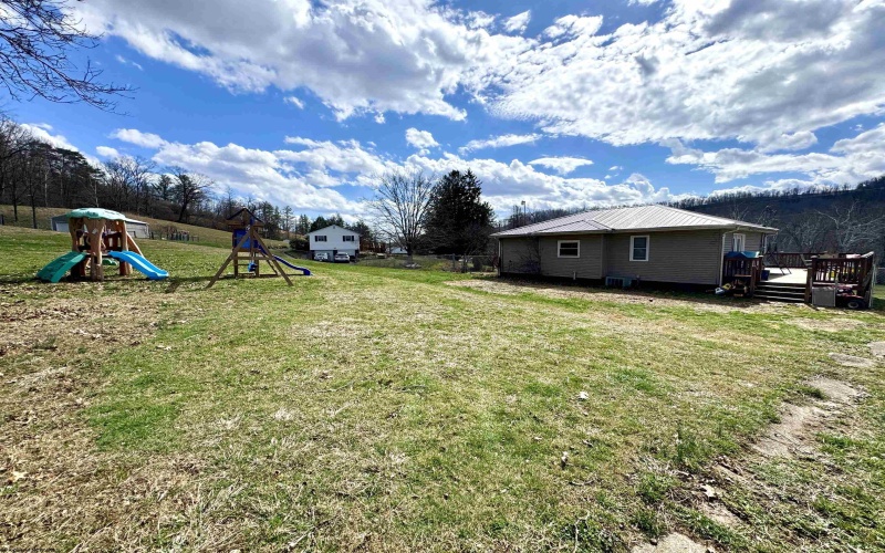 538 Valley Chapel Road, Weston, West Virginia 26452, 3 Bedrooms Bedrooms, 8 Rooms Rooms,1 BathroomBathrooms,Single Family Detached,For Sale,Valley Chapel,0,10166574