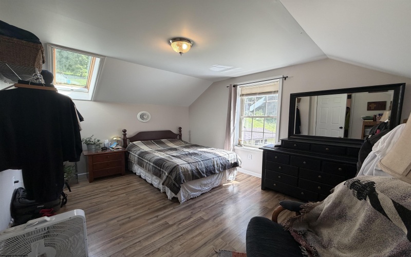 860 Bingamon Road, Worthington, West Virginia 26591, 4 Bedrooms Bedrooms, 11 Rooms Rooms,3 BathroomsBathrooms,Single Family Detached,For Sale,Bingamon,0,10166573