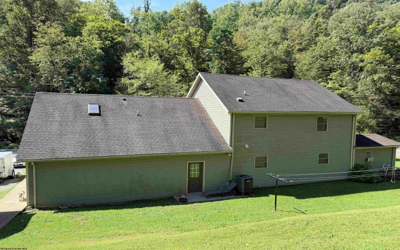 860 Bingamon Road, Worthington, West Virginia 26591, 4 Bedrooms Bedrooms, 11 Rooms Rooms,3 BathroomsBathrooms,Single Family Detached,For Sale,Bingamon,0,10166573
