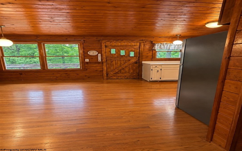 2467 Cuzzart Road, Bruceton Mills, West Virginia 25625, 2 Bedrooms Bedrooms, 4 Rooms Rooms,2 BathroomsBathrooms,Single Family Detached,For Sale,Cuzzart,0,10166582
