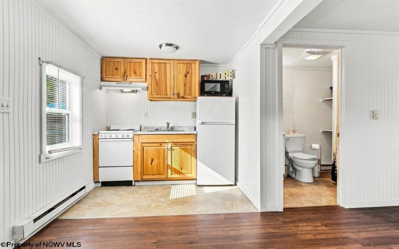 412 Charles Street, Glenville, West Virginia 26351, 3 Bedrooms Bedrooms, 10 Rooms Rooms,1 BathroomBathrooms,Single Family Detached,For Sale,Charles,0,10166581