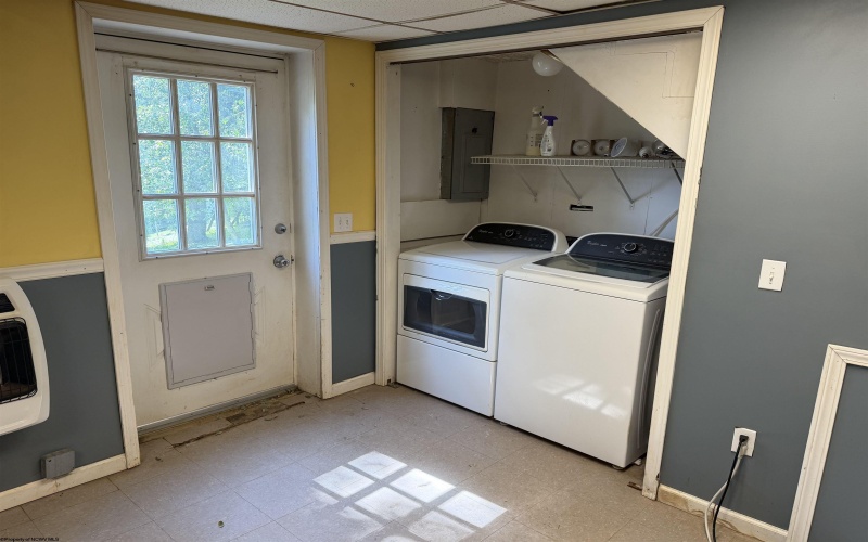 59 Upper Drive, Buckhannon, West Virginia 26201, 3 Bedrooms Bedrooms, 8 Rooms Rooms,2 BathroomsBathrooms,Single Family Detached,For Sale,Upper,0,10166584