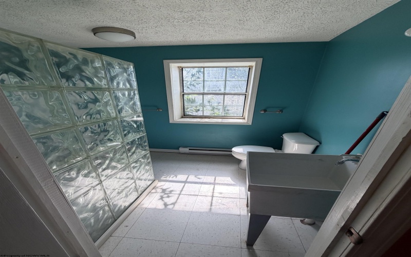 59 Upper Drive, Buckhannon, West Virginia 26201, 3 Bedrooms Bedrooms, 8 Rooms Rooms,2 BathroomsBathrooms,Single Family Detached,For Sale,Upper,0,10166584