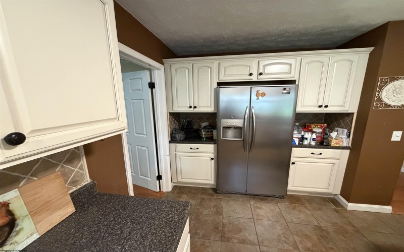 33 Lincoln Way, Buckhannon, West Virginia 26201, 3 Bedrooms Bedrooms, 10 Rooms Rooms,3 BathroomsBathrooms,Single Family Detached,For Sale,Lincoln,0,10166583