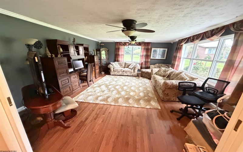 33 Lincoln Way, Buckhannon, West Virginia 26201, 3 Bedrooms Bedrooms, 10 Rooms Rooms,3 BathroomsBathrooms,Single Family Detached,For Sale,Lincoln,0,10166583