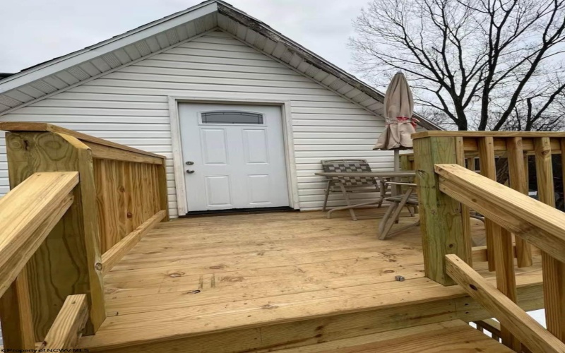 125 School Street, Morgantown, West Virginia 26505, 3 Bedrooms Bedrooms, 7 Rooms Rooms,1 BathroomBathrooms,Residential Rentals,For Rent,School,0,10166585