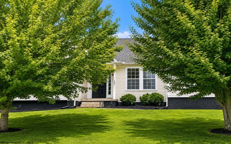 223 Harvest Ridge Lane, Morgantown, West Virginia 26508, 4 Bedrooms Bedrooms, 10 Rooms Rooms,3 BathroomsBathrooms,Single Family Detached,For Sale,Harvest Ridge,0,10166589