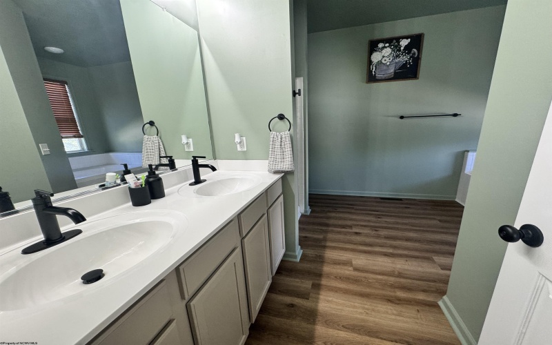 223 Harvest Ridge Lane, Morgantown, West Virginia 26508, 4 Bedrooms Bedrooms, 10 Rooms Rooms,3 BathroomsBathrooms,Single Family Detached,For Sale,Harvest Ridge,0,10166589