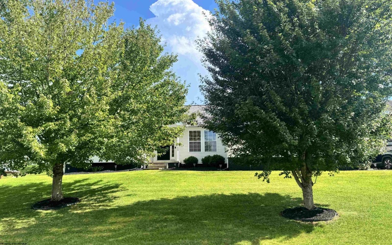 223 Harvest Ridge Lane, Morgantown, West Virginia 26508, 4 Bedrooms Bedrooms, 10 Rooms Rooms,3 BathroomsBathrooms,Single Family Detached,For Sale,Harvest Ridge,0,10166589