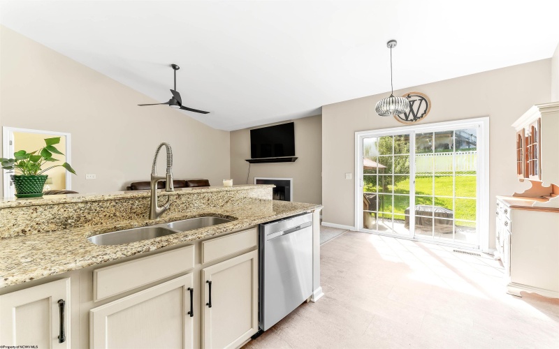 223 Harvest Ridge Lane, Morgantown, West Virginia 26508, 4 Bedroom Bedrooms, 10 Room Rooms,3 BathroomBathrooms,Single Family Detached,For Sale,Harvest Ridge,0,10166589