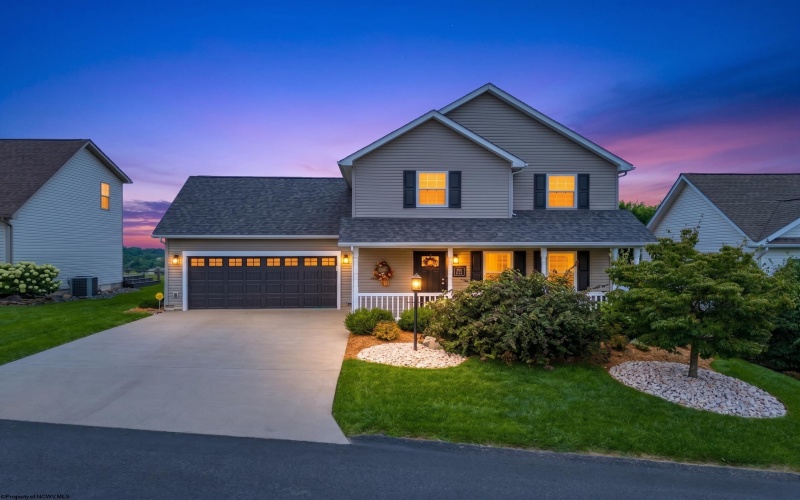 415 Arabela Court, Morgantown, West Virginia 26508, 3 Bedroom Bedrooms, 7 Room Rooms,2 BathroomBathrooms,Single Family Detached,For Sale,Arabela,0,10166604