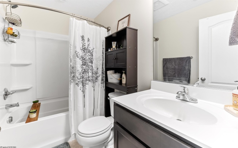 509 Turquoise Lane, Morgantown, West Virginia 26508, 3 Bedroom Bedrooms, 6 Room Rooms,3 BathroomBathrooms,Single Family Attached,For Sale,Turquoise,0,10166602