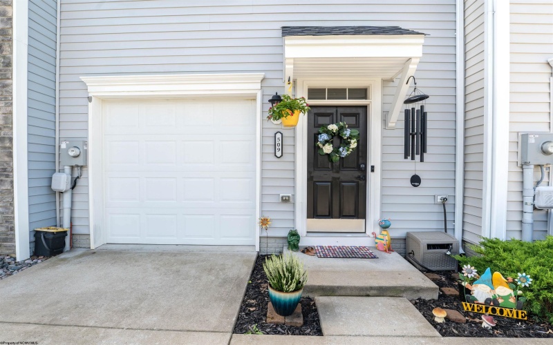 509 Turquoise Lane, Morgantown, West Virginia 26508, 3 Bedroom Bedrooms, 6 Room Rooms,3 BathroomBathrooms,Single Family Attached,For Sale,Turquoise,0,10166602
