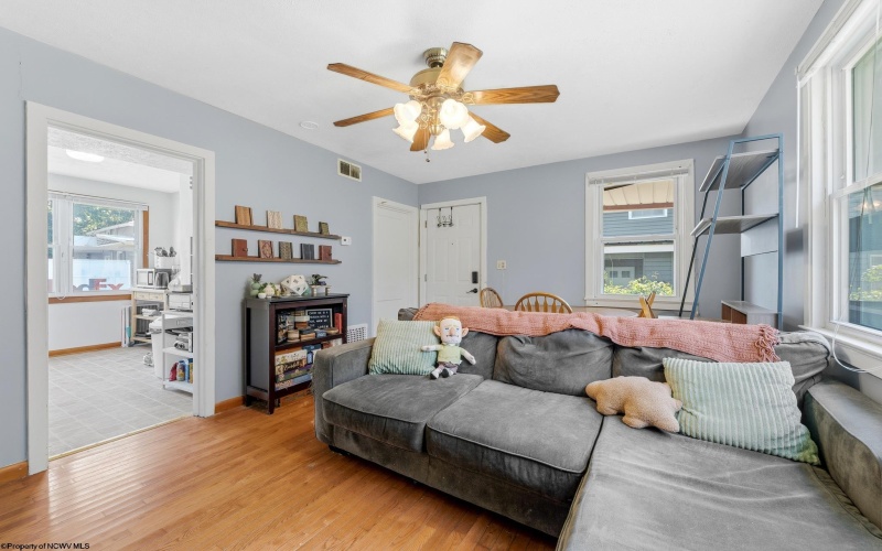 321 and 323 Riverview Avenue, Westover, West Virginia 26501, 0 , 0 ,0,Multi-unit/income,For Sale,Riverview,0,10166600 321 and 323 Riverview Avenue, Westover, West Virginia 26501, 0 , 0 ,0,Multi-unit/income,For Sale,Riverview,0,10166600