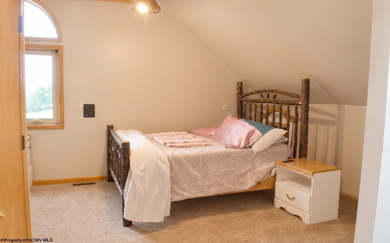 1355 Preston Highway, Kingwood, West Virginia 26537, 3 Bedroom Bedrooms, 10 Room Rooms,2 BathroomBathrooms,Single Family Detached,For Sale,Preston,0,10166597