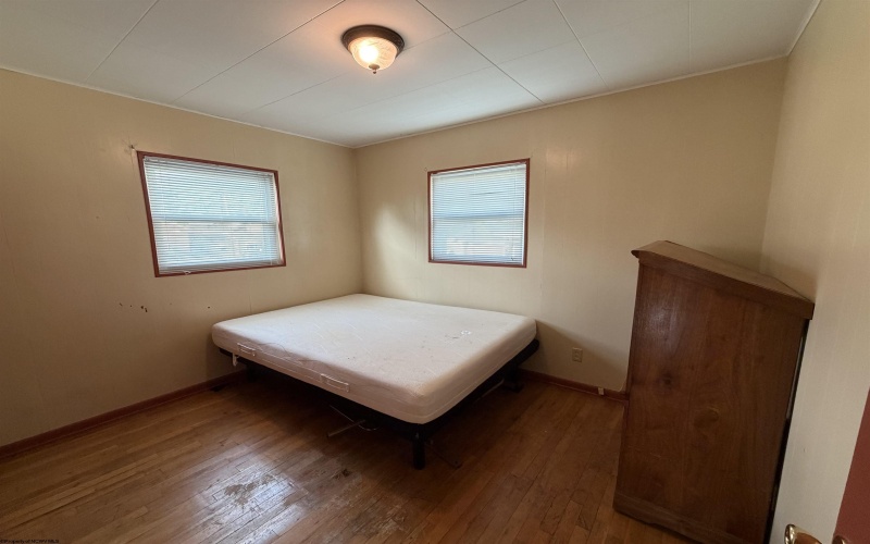 8086 Hazelwood Avenue, Stonewood, West Virginia 26301, 4 Bedroom Bedrooms, 8 Room Rooms,2 BathroomBathrooms,Single Family Detached,For Sale,Hazelwood,0,10166590