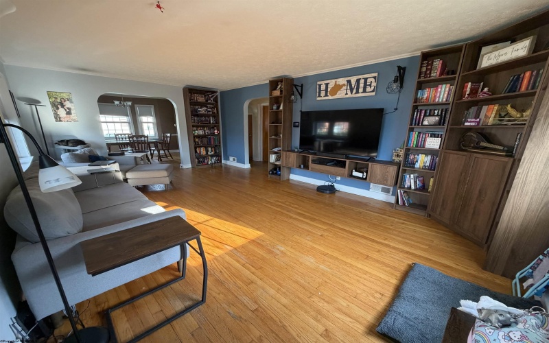 8086 Hazelwood Avenue, Stonewood, West Virginia 26301, 4 Bedroom Bedrooms, 8 Room Rooms,2 BathroomBathrooms,Single Family Detached,For Sale,Hazelwood,0,10166590