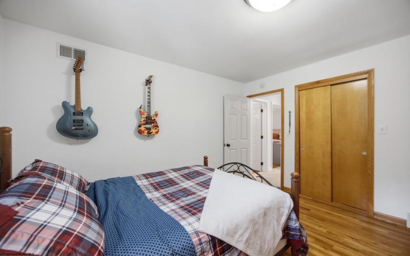 107 Forest Drive, Clarksburg, West Virginia 26301, 4 Bedroom Bedrooms, 9 Room Rooms,2 BathroomBathrooms,Single Family Detached,For Sale,Forest,0,10166593