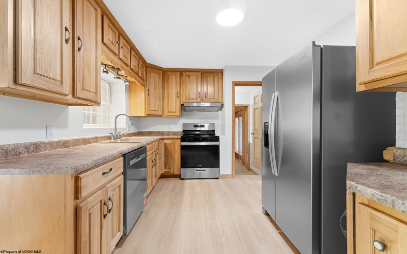 6485 Mason Dixon Highway, Blacksville, West Virginia 26521-0000, 2 Bedroom Bedrooms, 7 Room Rooms,1 BathroomBathrooms,Single Family Detached,For Sale,Mason Dixon,0,10165091