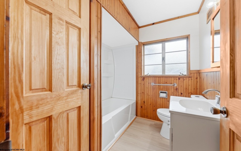 6485 Mason Dixon Highway, Blacksville, West Virginia 26521-0000, 2 Bedroom Bedrooms, 7 Room Rooms,1 BathroomBathrooms,Single Family Detached,For Sale,Mason Dixon,0,10165091