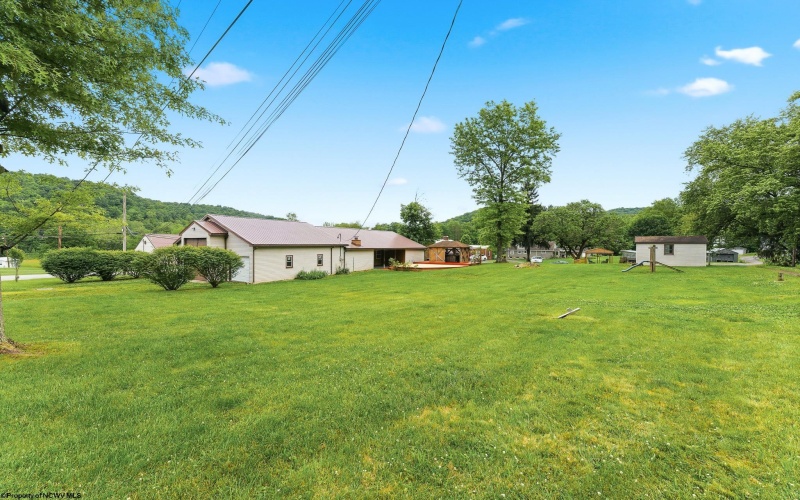 6485 Mason Dixon Highway, Blacksville, West Virginia 26521-0000, 2 Bedroom Bedrooms, 7 Room Rooms,1 BathroomBathrooms,Single Family Detached,For Sale,Mason Dixon,0,10165091