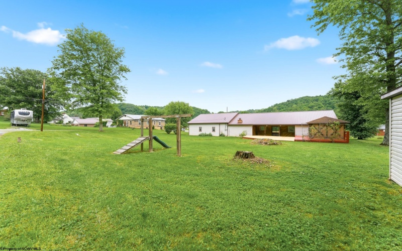 6485 Mason Dixon Highway, Blacksville, West Virginia 26521-0000, 2 Bedroom Bedrooms, 7 Room Rooms,1 BathroomBathrooms,Single Family Detached,For Sale,Mason Dixon,0,10165091