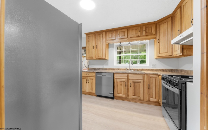 6485 Mason Dixon Highway, Blacksville, West Virginia 26521-0000, 2 Bedroom Bedrooms, 7 Room Rooms,1 BathroomBathrooms,Single Family Detached,For Sale,Mason Dixon,0,10165091