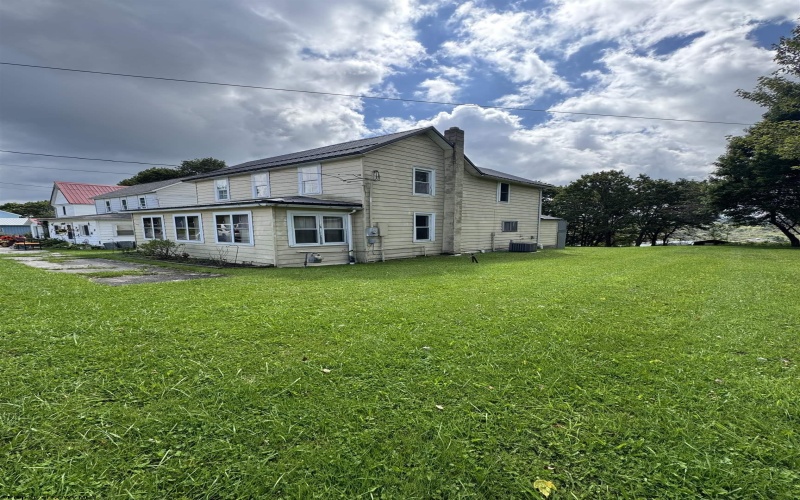 633 Blackwater Avenue, Davis, West Virginia 26260, 3 Bedroom Bedrooms, 7 Room Rooms,2 BathroomBathrooms,Single Family Detached,For Sale,Blackwater,0,10166592