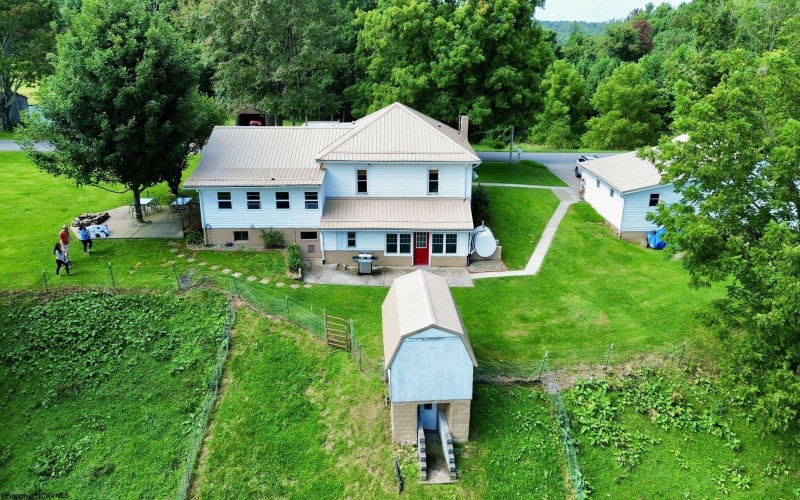 758 Jonestown Mount Liberty Road, Philippi, West Virginia 26416, 4 Bedroom Bedrooms, 9 Room Rooms,2 BathroomBathrooms,Single Family Detached,For Sale,Jonestown Mount Liberty,0,10166591